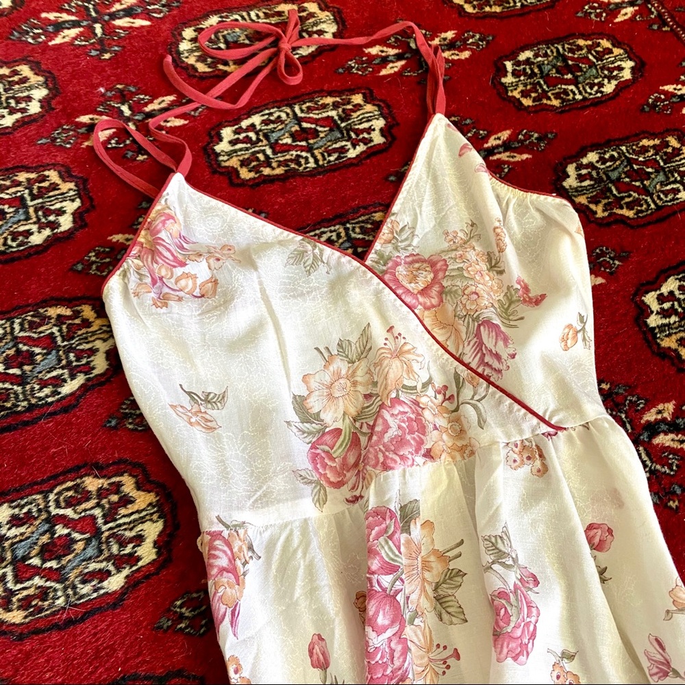 🚫SOLD🚫 Vintage 60’s Union Made soft floral dress - Picture 2 of 4